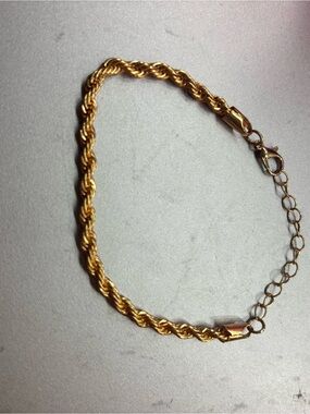 Gold Rope Chain Bracelet - Elegant Women's Jewelry